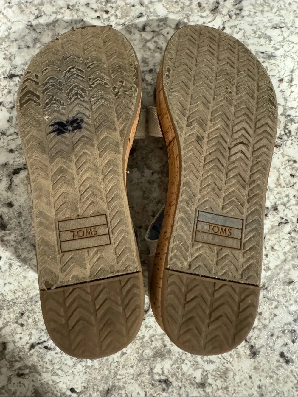 TOMS Women's Harper Wedge Sandals Natural Cork Size 8 White Platform